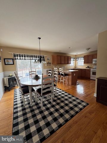 5432 LAKE RD, Newfield, NJ 08344