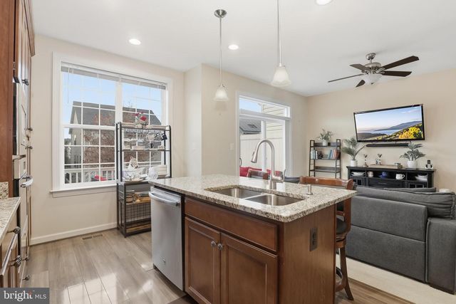 2116 GARDEN GROVE LN, Bowie, MD 20721