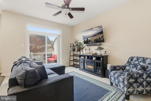 2116 GARDEN GROVE LN, Bowie, MD 20721