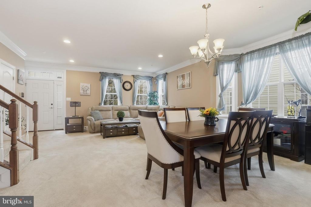2116 GARDEN GROVE LN, Bowie, MD 20721
