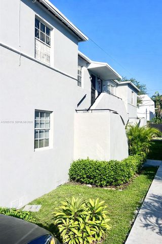 2371 SW 27th St, Miami, FL 33133