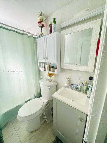 2371 SW 27th St, Miami, FL 33133
