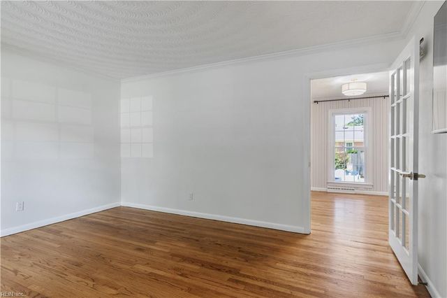 2036 English AVE, Chesapeake, VA 23320