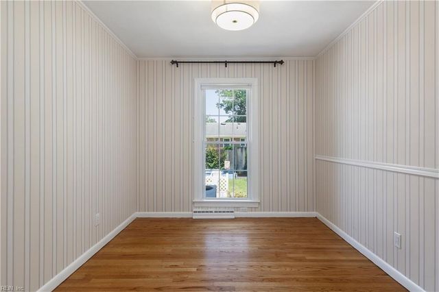 2036 English AVE, Chesapeake, VA 23320