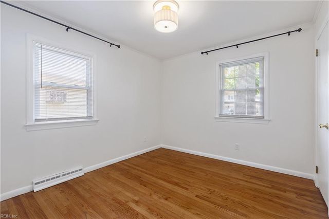 2036 English AVE, Chesapeake, VA 23320