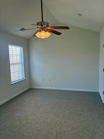 902 Yellow Hawthorn Circle, Summerville, SC 29483