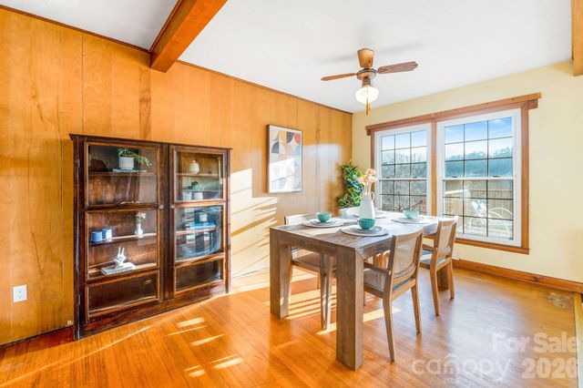 336 Onteora Boulevard, Asheville, NC 28803