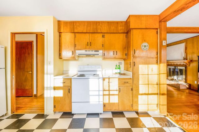 336 Onteora Boulevard, Asheville, NC 28803