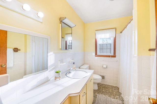 336 Onteora Boulevard, Asheville, NC 28803