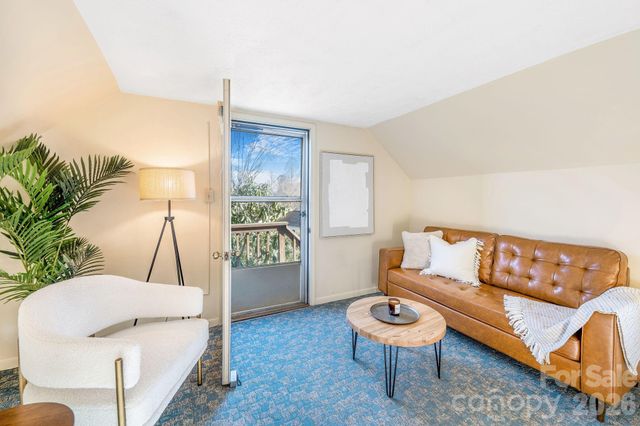 336 Onteora Boulevard, Asheville, NC 28803