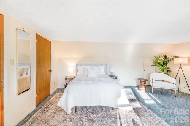 336 Onteora Boulevard, Asheville, NC 28803