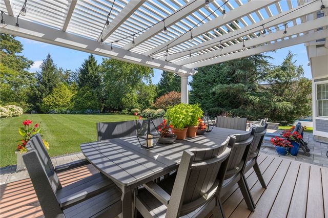55 Harvest Drive, Portsmouth, RI 02871