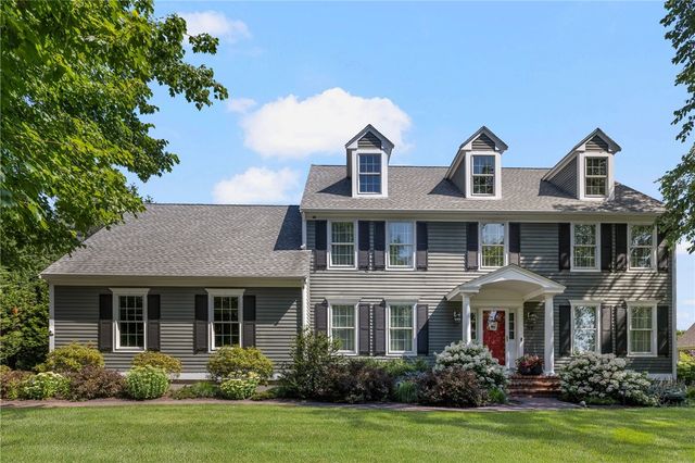 55 Harvest Drive, Portsmouth, RI 02871