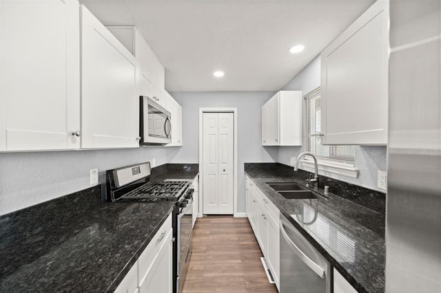 1749 Armington Ave, Sacramento, CA 95832