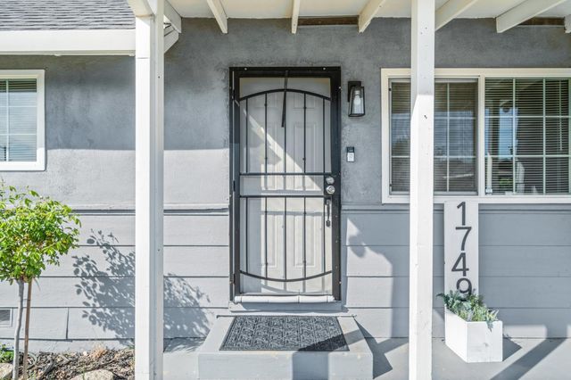 1749 Armington Ave, Sacramento, CA 95832