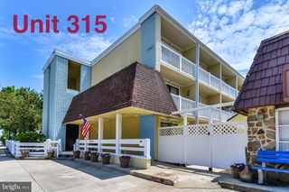 11 62nd St Apt 315, Ocean City, MD 21842