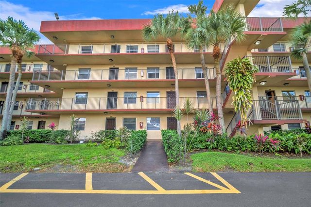 3361 NW 47th Ter 220, Lauderdale Lakes, FL 33319