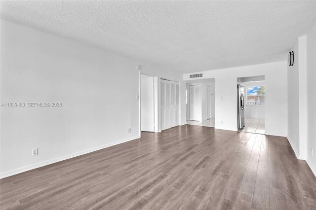 3361 NW 47th Ter 220, Lauderdale Lakes, FL 33319