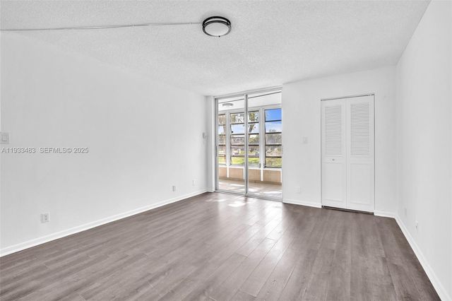 3361 NW 47th Ter 220, Lauderdale Lakes, FL 33319