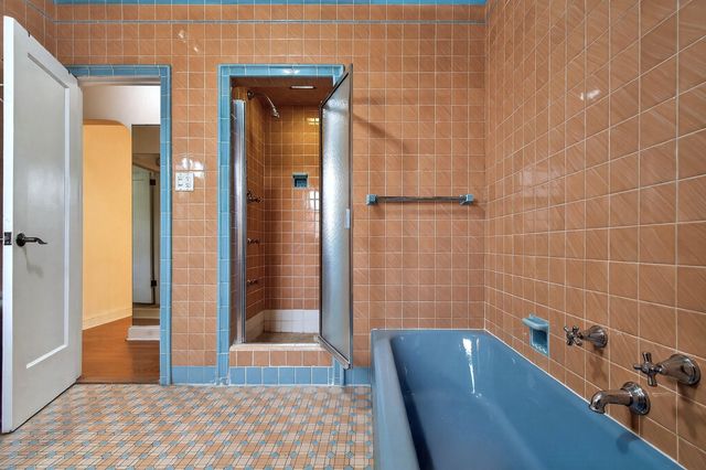 7 ROOSEVELT TERRACE, Bayonne, NJ 07002