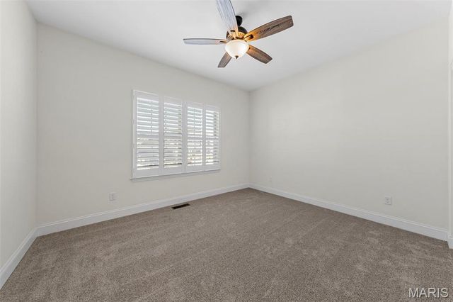 402 Knothole Lane, Wentzville, MO 63385