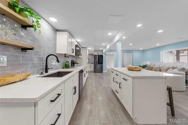 402 Knothole Lane, Wentzville, MO 63385