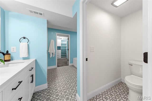 402 Knothole Lane, Wentzville, MO 63385