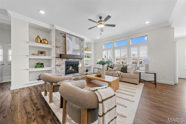 402 Knothole Lane, Wentzville, MO 63385