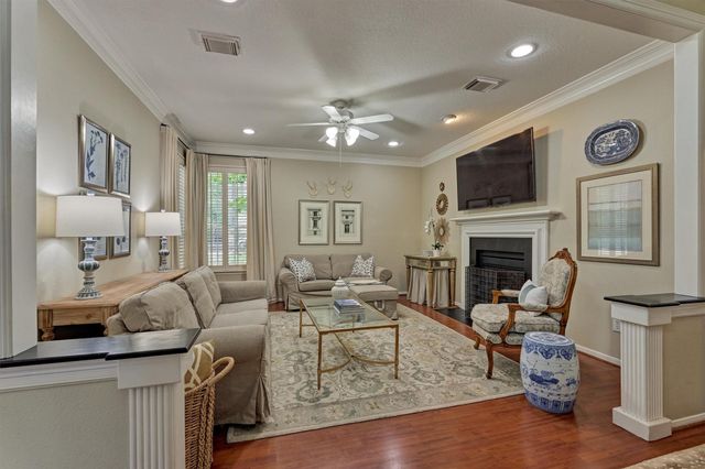 11 Wisteria Walk Circle, The Woodlands, TX 77381