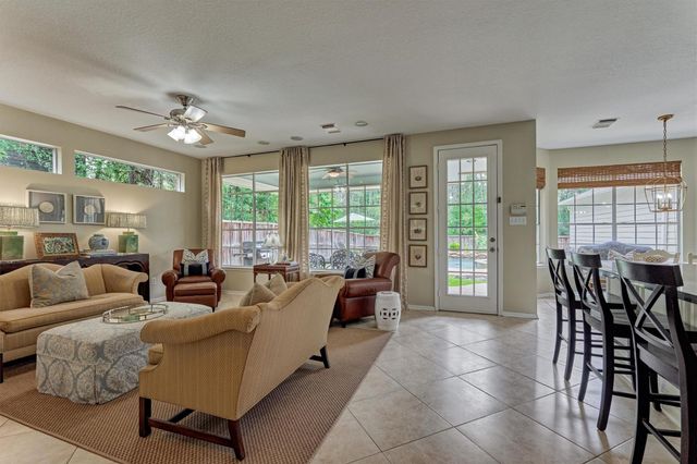 11 Wisteria Walk Circle, The Woodlands, TX 77381