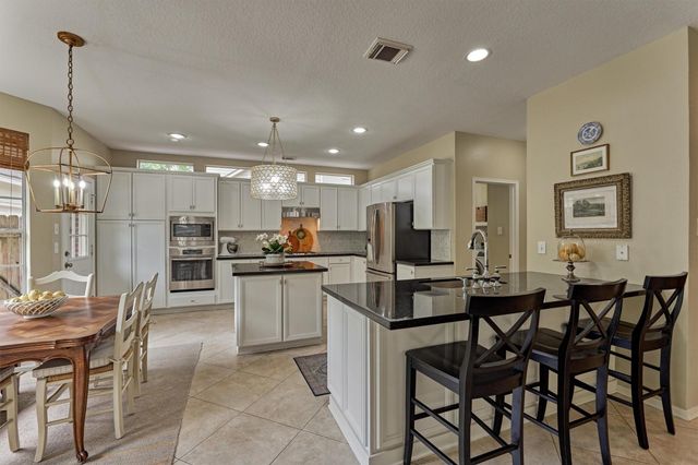 11 Wisteria Walk Circle, The Woodlands, TX 77381