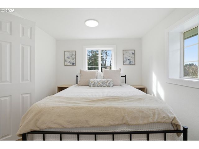 8207 Se COTTRELL Rd, Boring, OR 97009