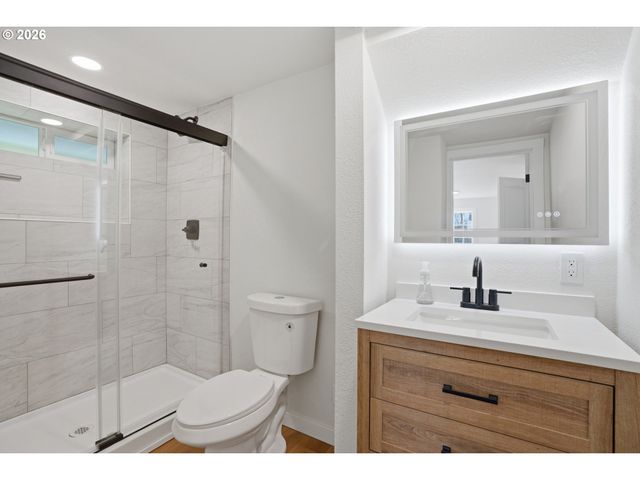 8207 Se COTTRELL Rd, Boring, OR 97009