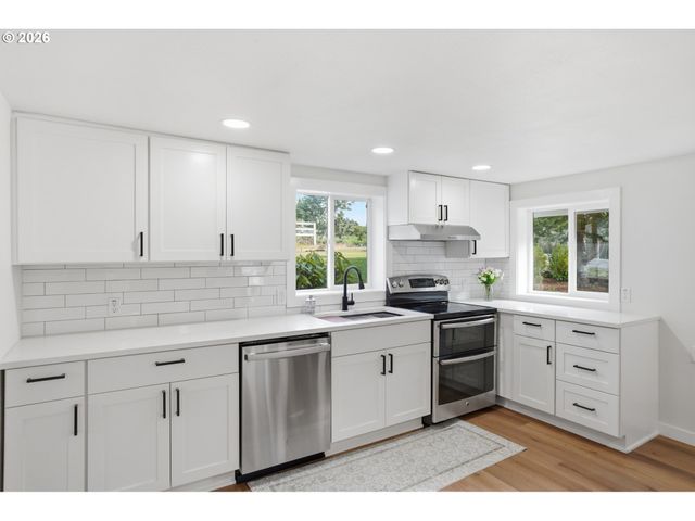 8207 Se COTTRELL Rd, Boring, OR 97009