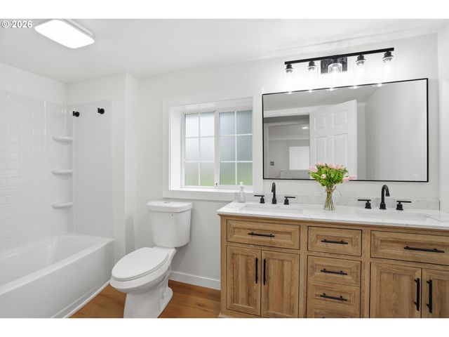 8207 Se COTTRELL Rd, Boring, OR 97009