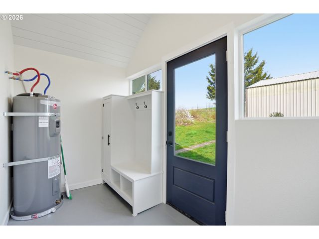 8207 Se COTTRELL Rd, Boring, OR 97009