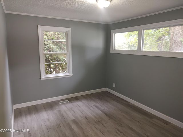 1201 Simmons Street, New Bern, NC 28560