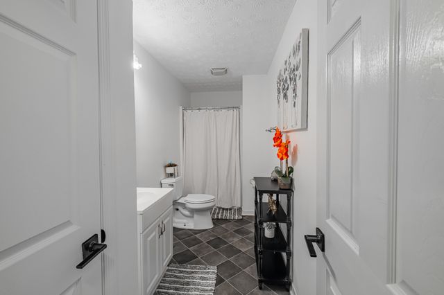 1450 Pleasant Hill Rd, Mcminnville, TN 37110