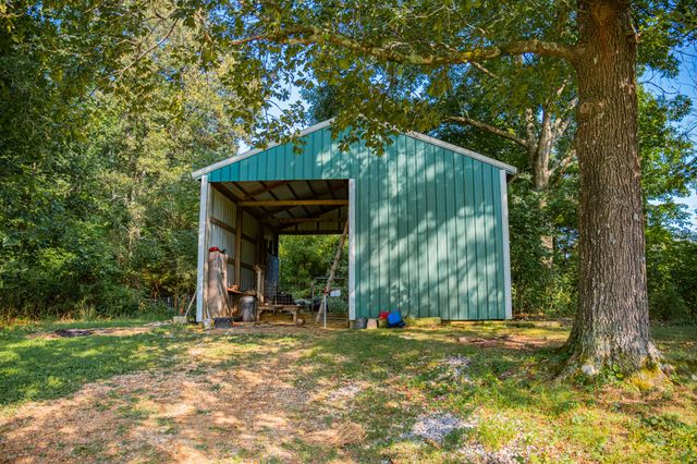 1450 Pleasant Hill Rd, Mcminnville, TN 37110