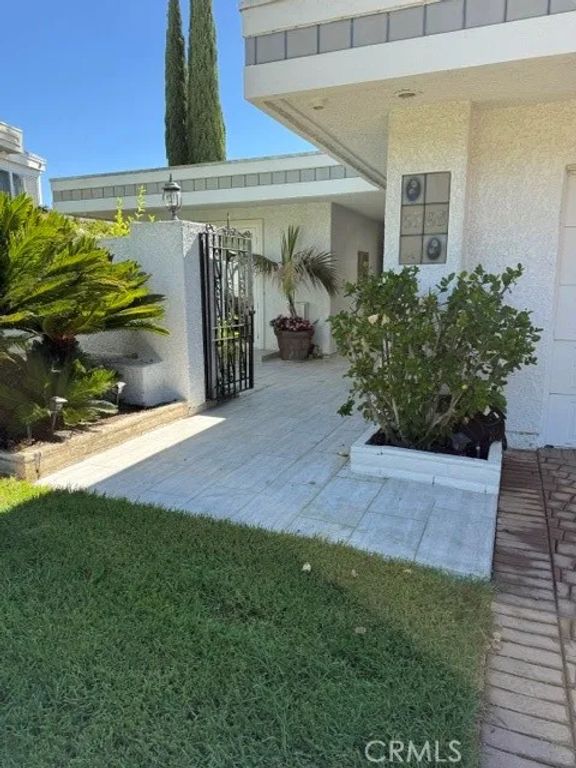 5598 Vista Del Mando South A, Laguna Woods, CA 92637