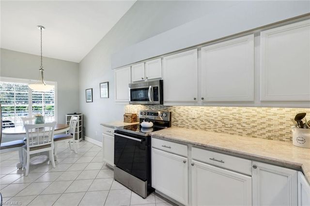 2385 Harmony LN # 204, Naples, FL 34109