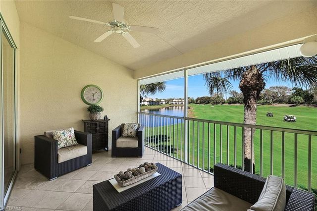 2385 Harmony LN # 204, Naples, FL 34109