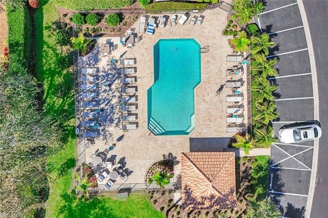 2385 Harmony LN # 204, Naples, FL 34109