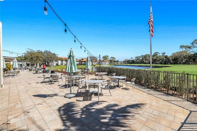 2385 Harmony LN # 204, Naples, FL 34109