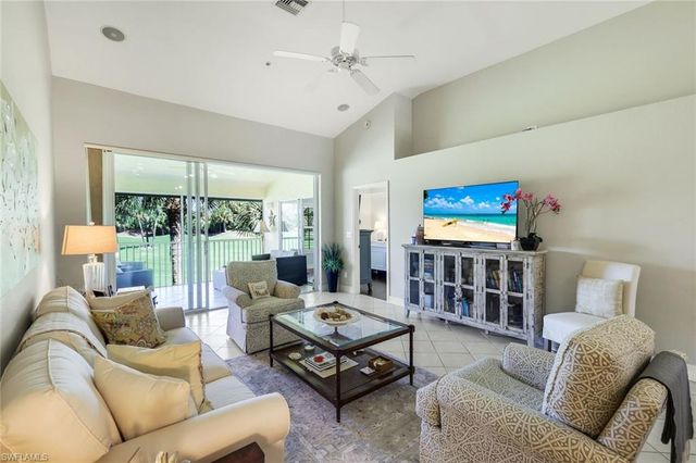 2385 Harmony LN # 204, Naples, FL 34109