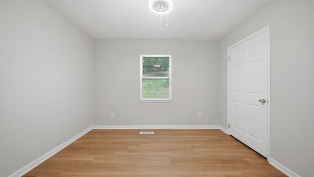 1700 Ashmore Avenue, Chattanooga, TN 37415