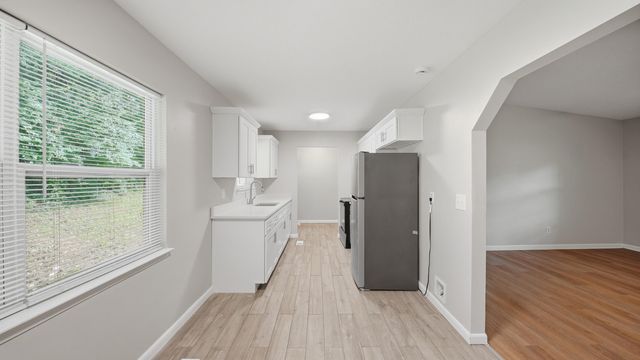 1700 Ashmore Avenue, Chattanooga, TN 37415