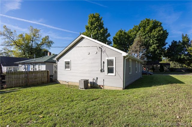 414 Cost Avenue, New Albany, IN 47150