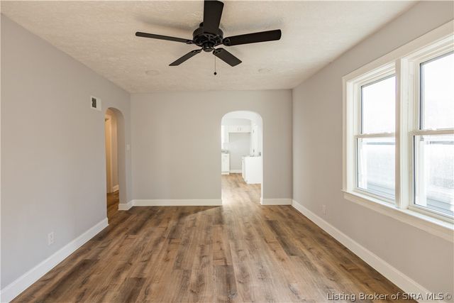 414 Cost Avenue, New Albany, IN 47150