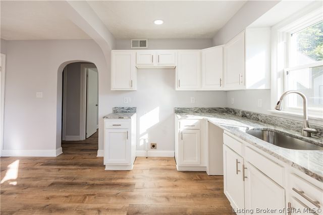 414 Cost Avenue, New Albany, IN 47150